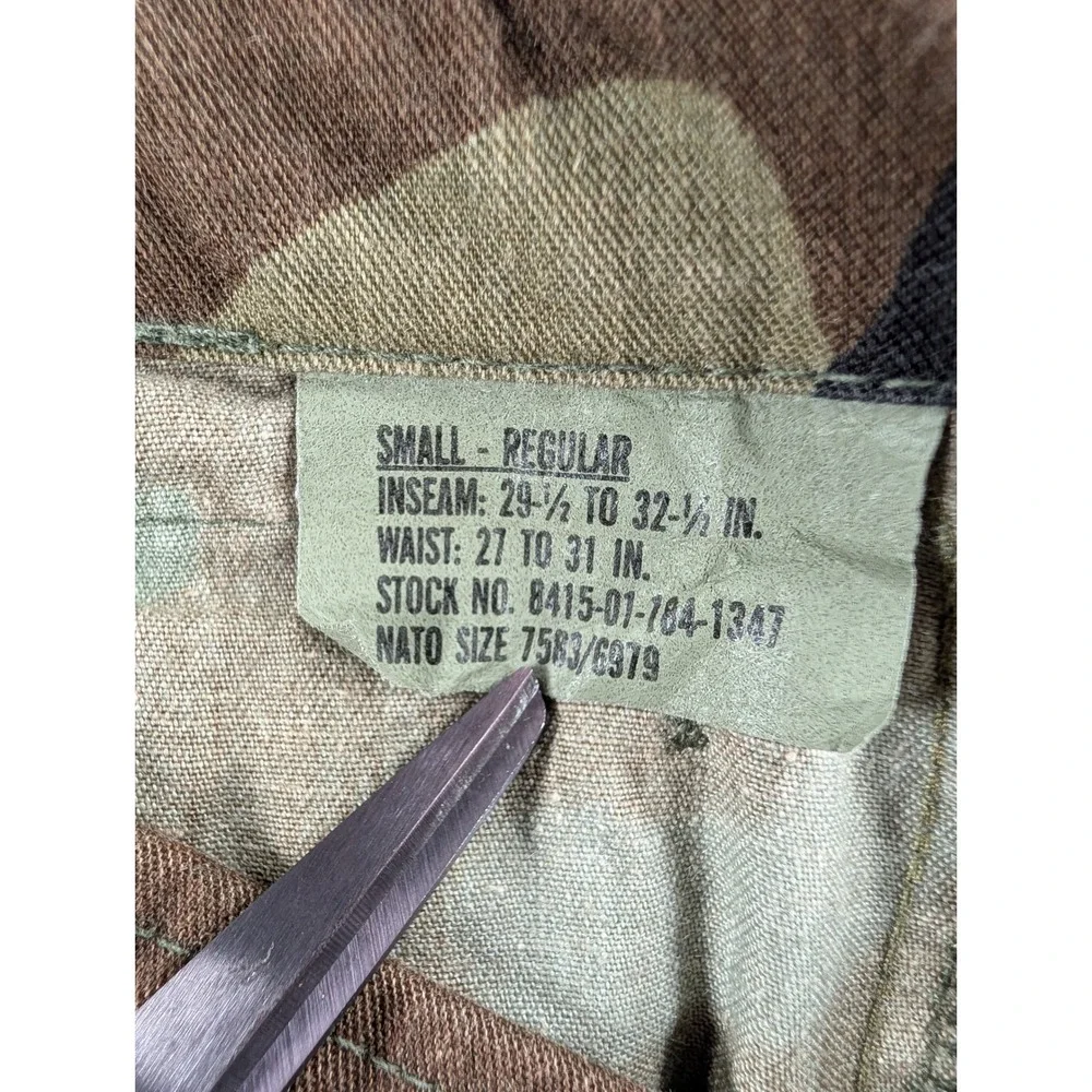 Vintage US Military M81 Woodland Camo Cold Weather Cargo Combat Pants S-R